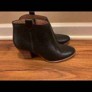 Madewell Black bootie with wooden heel size 8